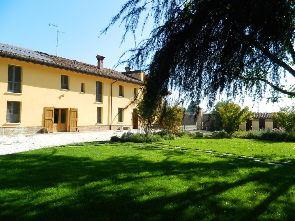 لودي Agriturismo Cascina Pezzolo المظهر الخارجي الصورة
