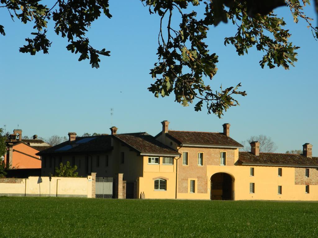 لودي Agriturismo Cascina Pezzolo المظهر الخارجي الصورة